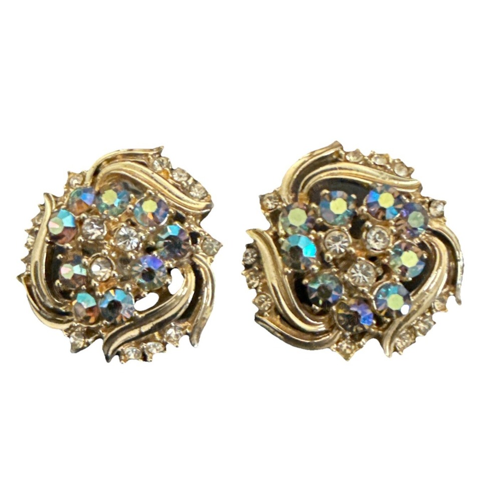 STUNNING!! Vintage 60's Gold-Tone Rhinestones Renaissance Clip On Earrings